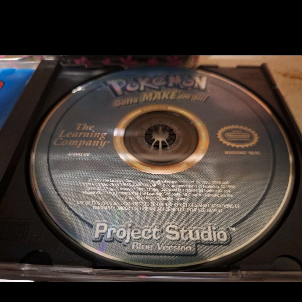 Pokemon Project Studio Blue disk Pokémon tin - Picture 8 of 8